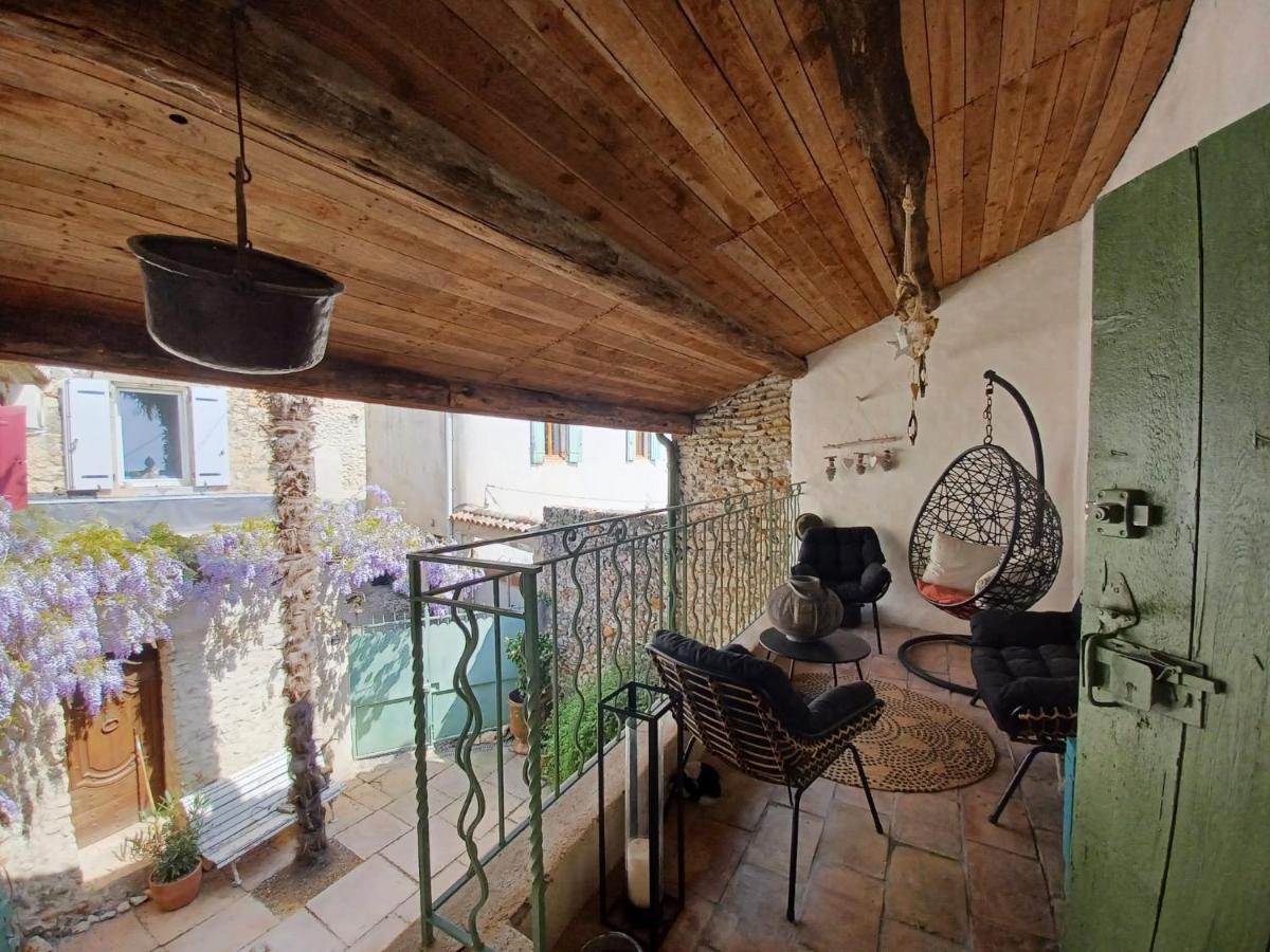 Chez Les Filles Bed and Breakfast Dions Exteriör bild