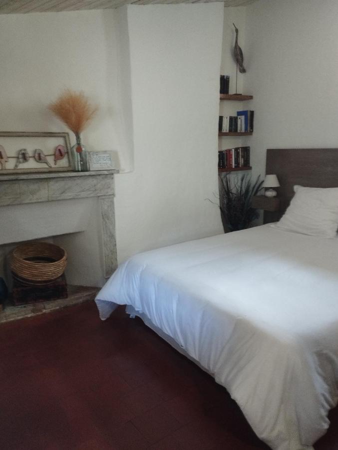 Chez Les Filles Bed and Breakfast Dions Exteriör bild